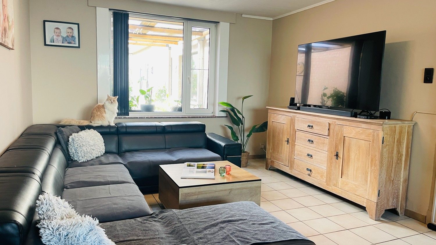 Huis te koop foto {{pictureIndex}}
