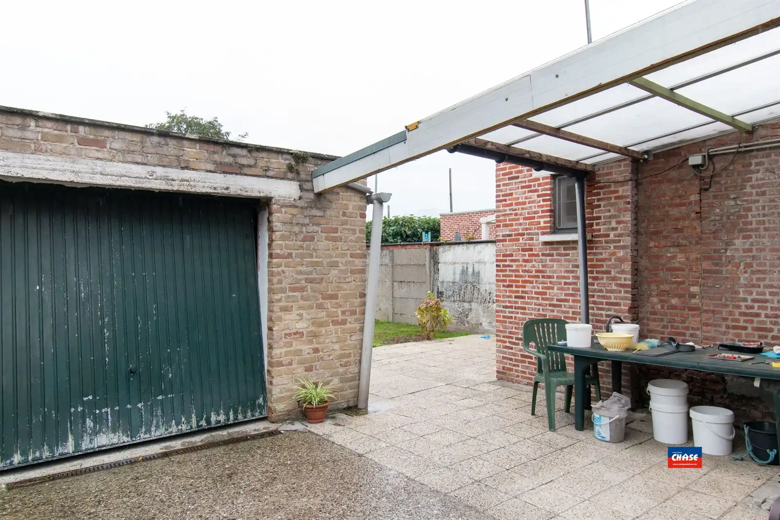 HOB met drie slaapkamers, garage en grote tuin foto 19