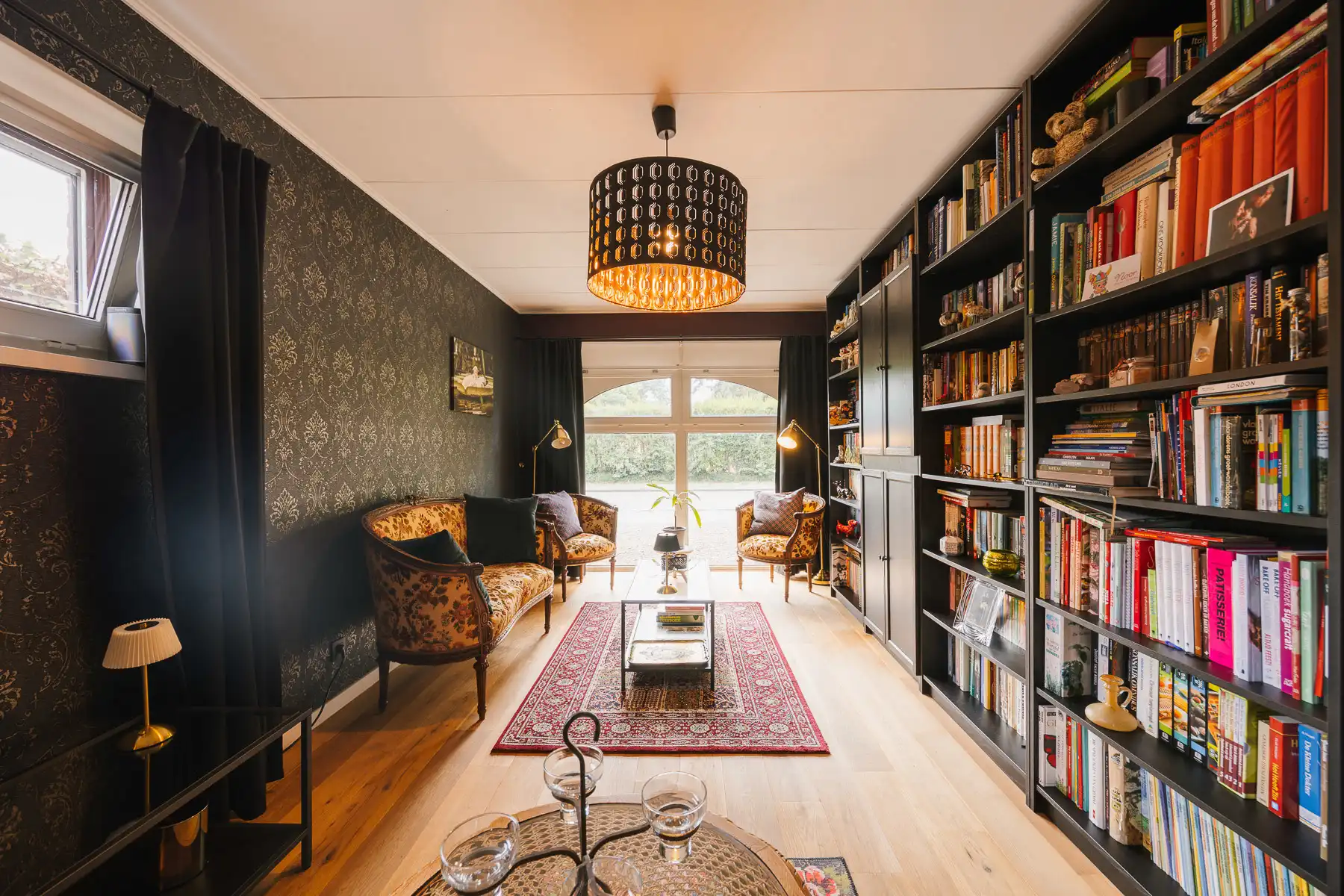 Karaktervolle laagbouwvilla met zwembad en zuiderse flair foto 21