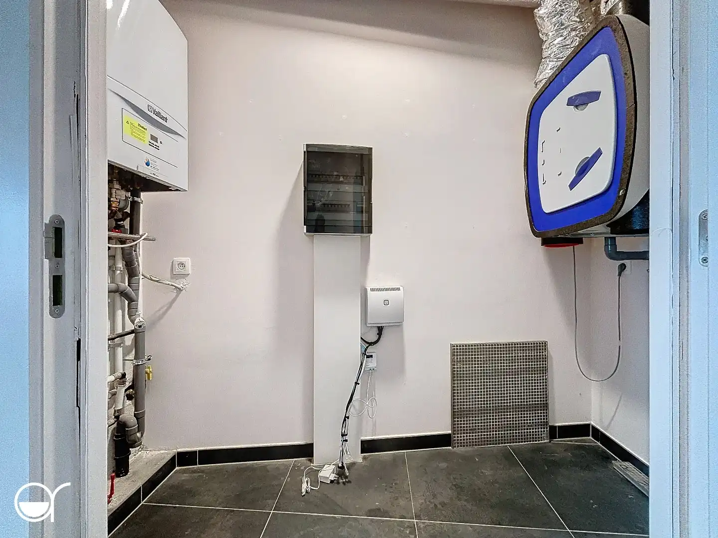 Recente assistentieflat met 2 slaapkamers en mooi zonneterras foto 18