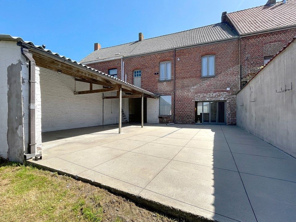 Ruime woning met grote tuin en terras in het centrum foto 5