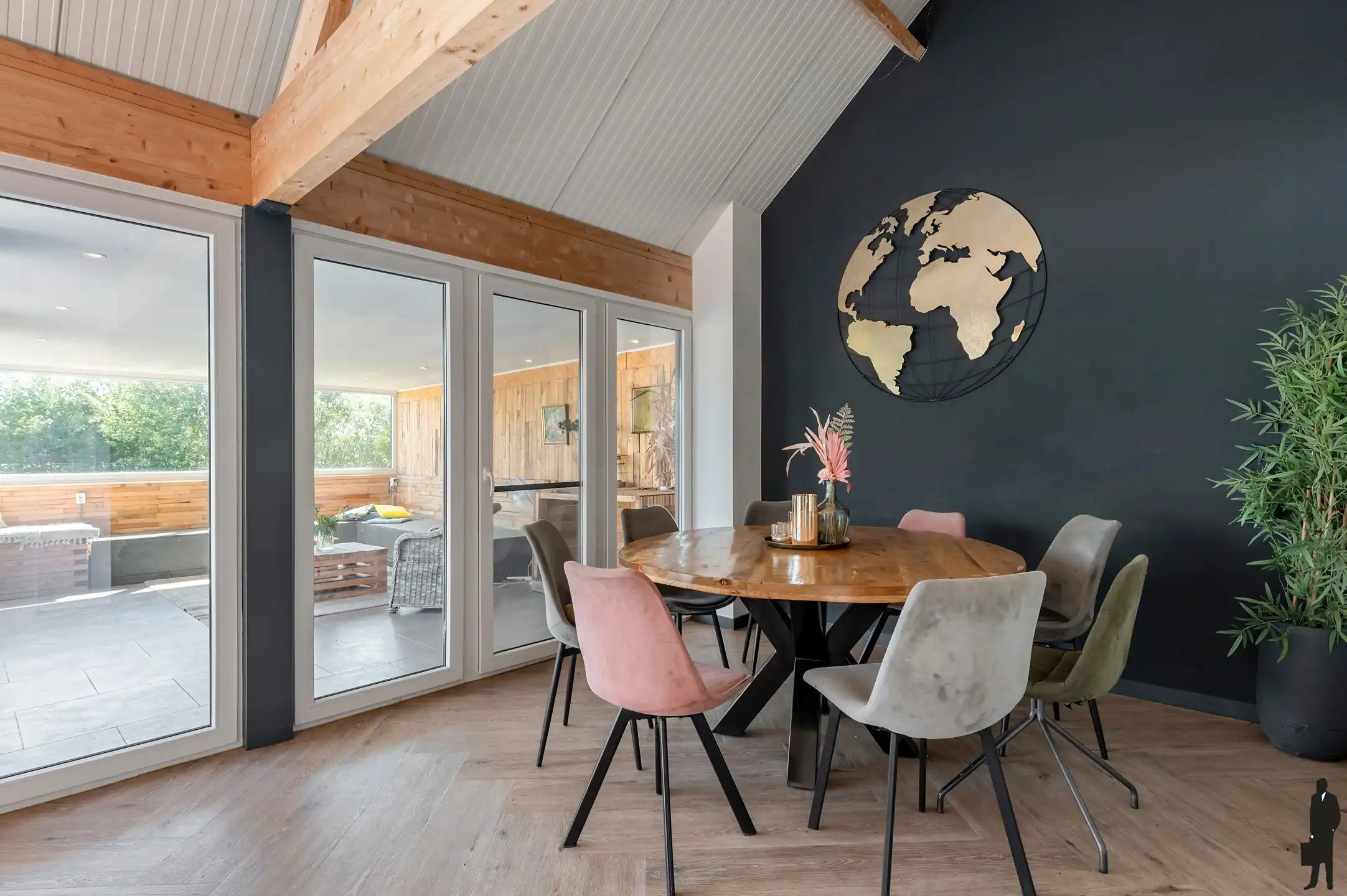 Idyllisch gelegen hoeve met 5 slpk, 2 badk. in Weelde foto 9