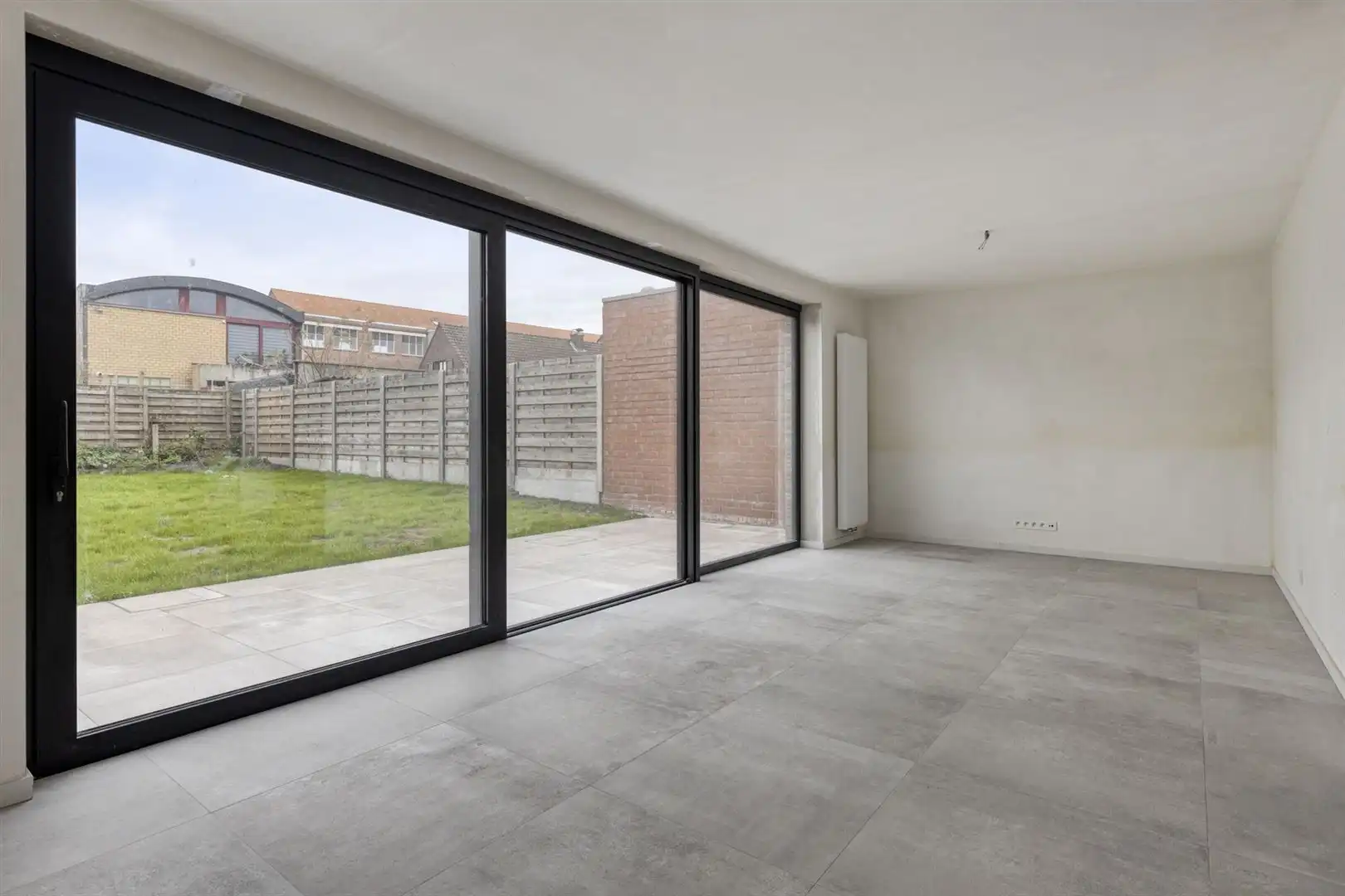 Rustig gelegen nieuwbouw woning met zonnige tuin en 4 slaapkamers. foto 3