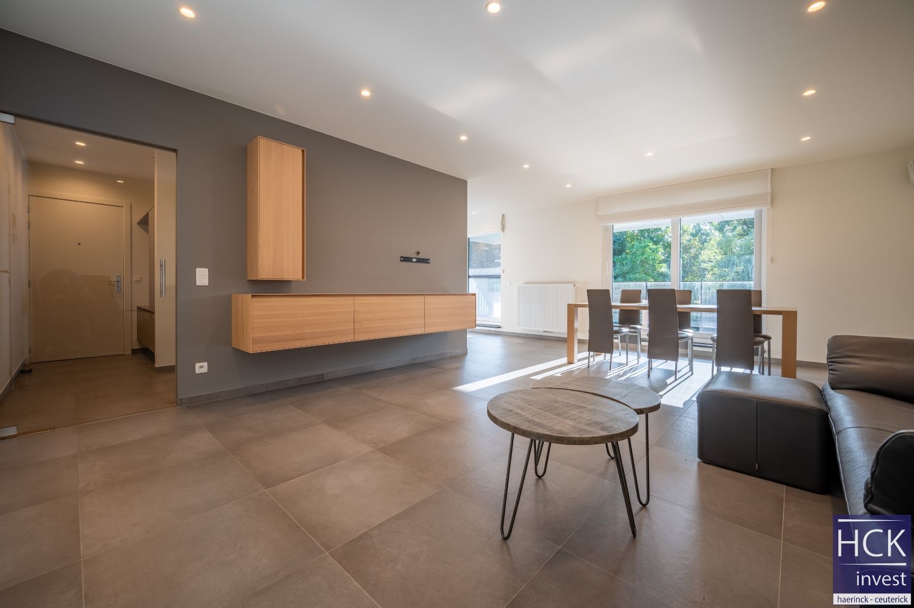 KRUISHOUTEM - Prachtig appartement met groot terras + garagebox foto 5