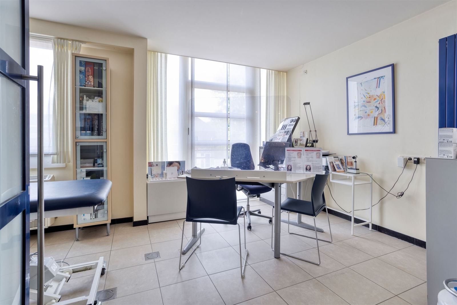 Gelijkvloers appertement (label B) met 4 staanplaatsen en ruim terras  foto 13