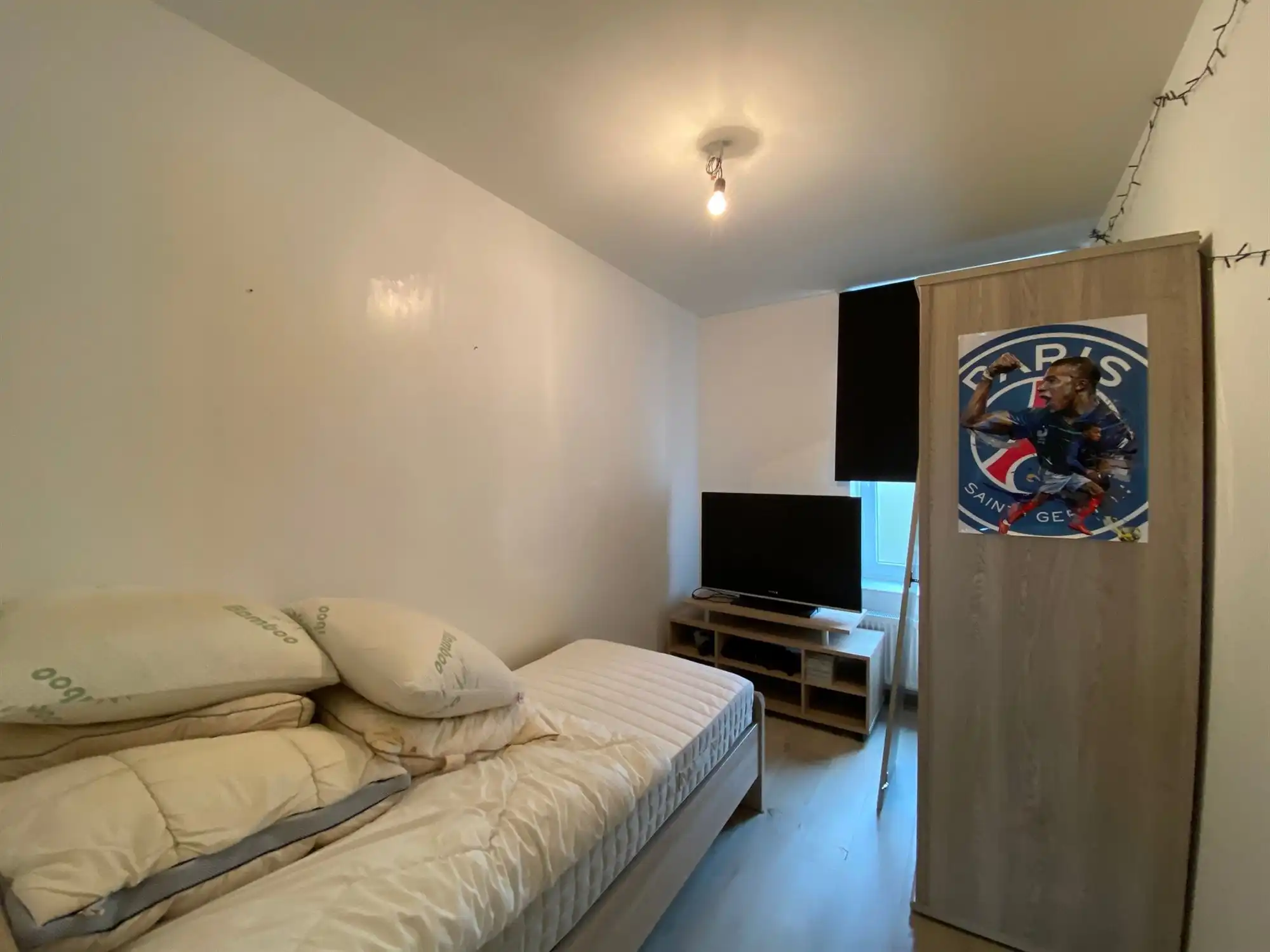 Ruime halfopen bebouwing  met 4 slaapkamers en garage foto 13