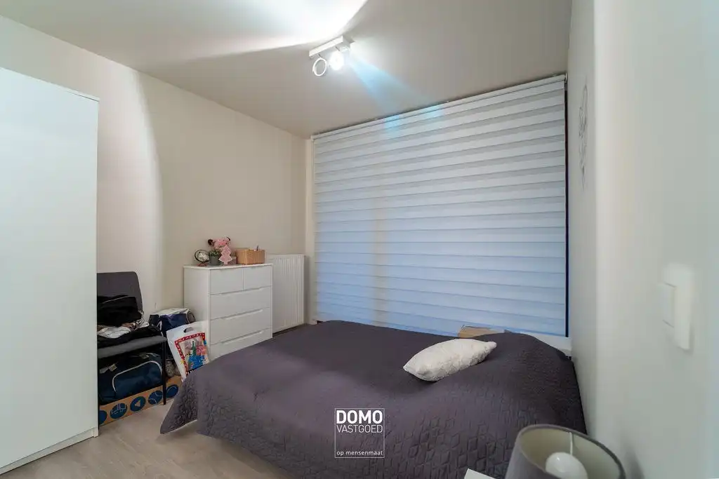 MODERN EN ENERGIEZUINING APPARTEMENT MET 1 SLAAPKAMER EN EIGEN PARKING TE BILZEN foto 6