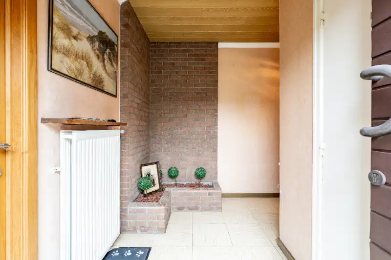 Open bebouwing op mooi perceel in rustige wijk. foto 3