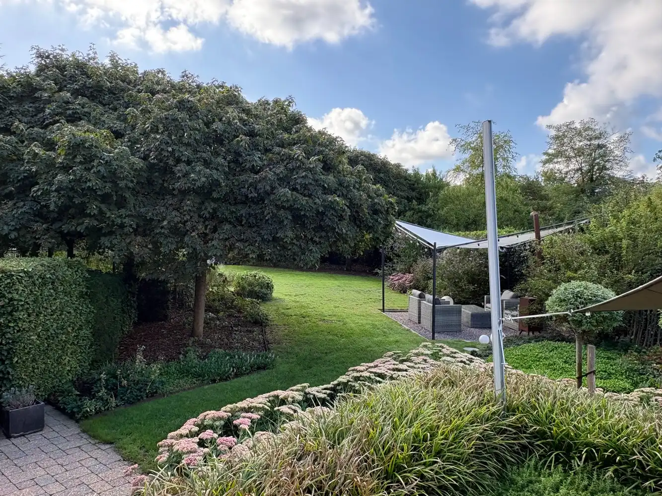 Prachtige instapklare woning op ruim perceel van 14a91ca foto 7
