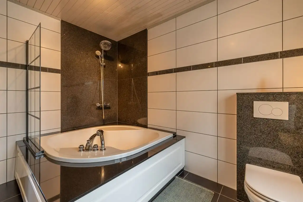 Exclusieve lodge voor 4 pers, EPC C, officieel logiesnummer, topligging foto 8