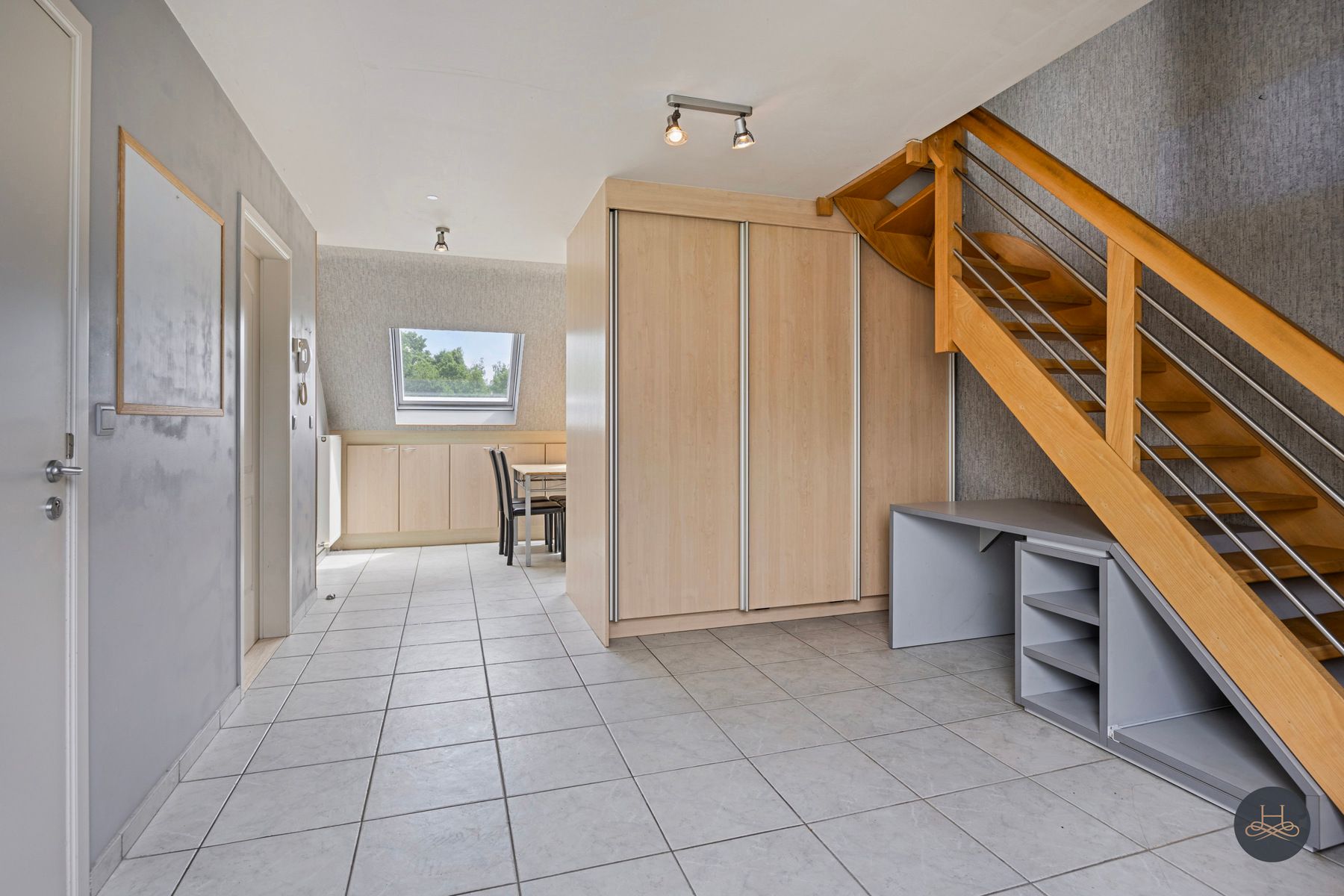 Instapklaar dakappartement met duplex-indeling in hartje Putte foto 5