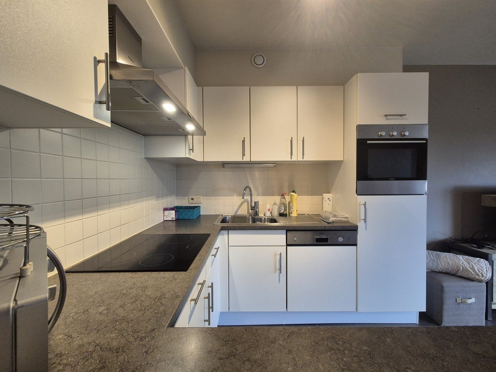 Modern 2-slaapkamerappartement in een stijlvol landelijk gebouw foto 9