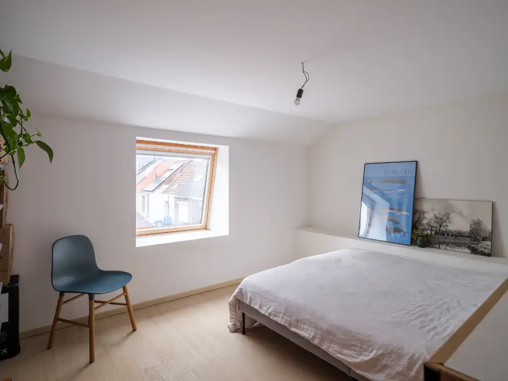 Charmante rijwoning met drie slaapkamers en een geborgen, gezellige buitenruimte foto 15