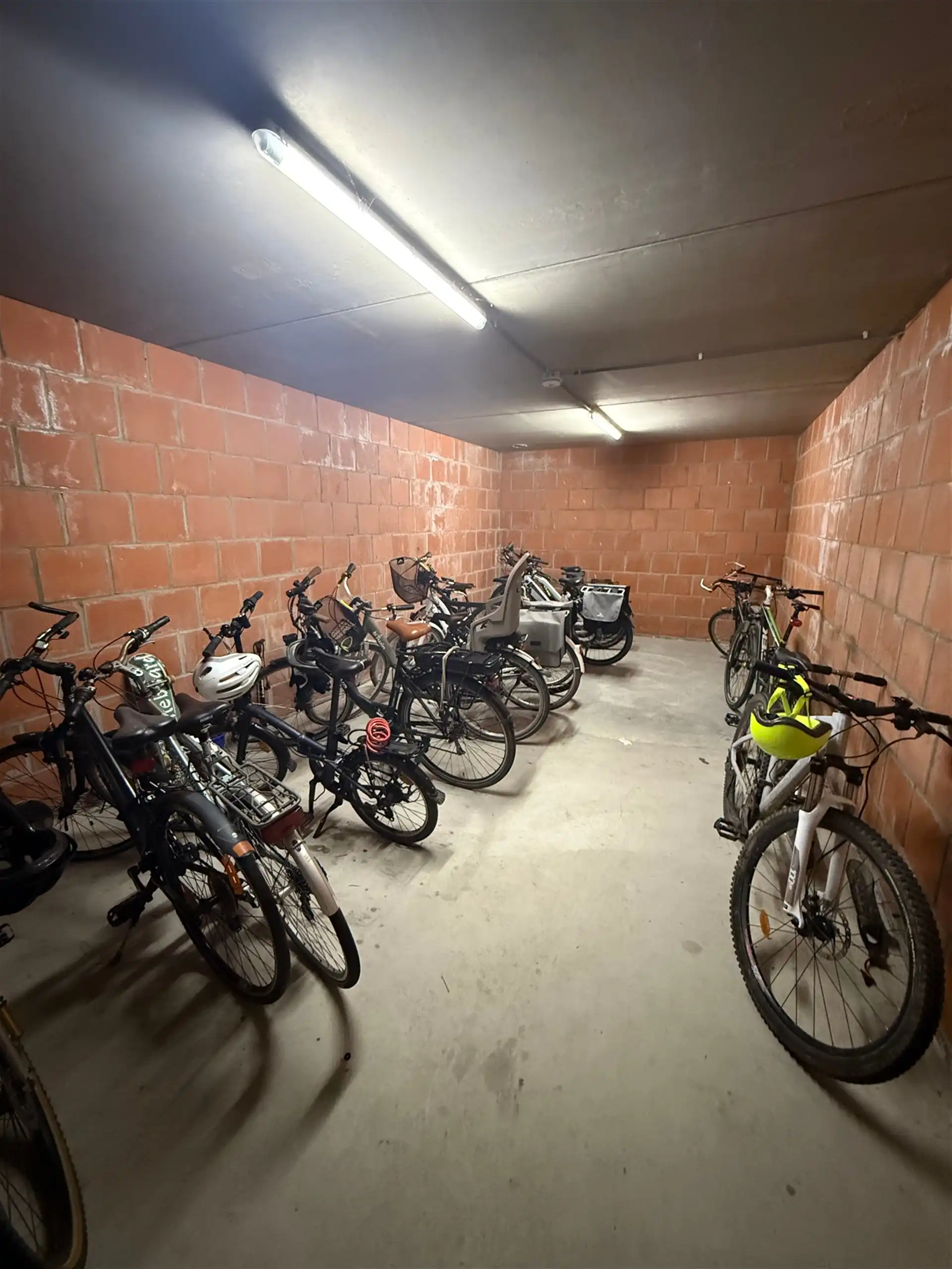 appartement met ruim terras te Merchtem centrum foto 15