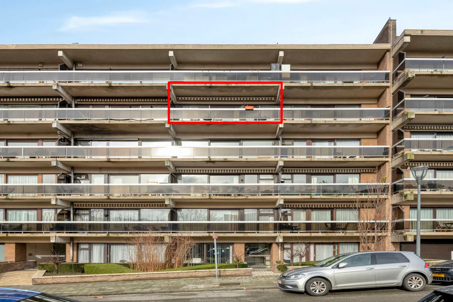 Appartement met 2 slaapkamers, terras, kelder (+ ev. garage) foto 2