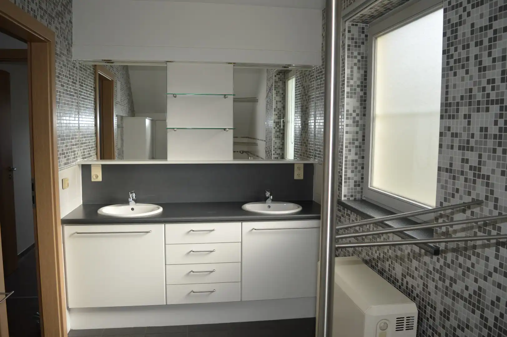 Mooi gelegen villa foto 15