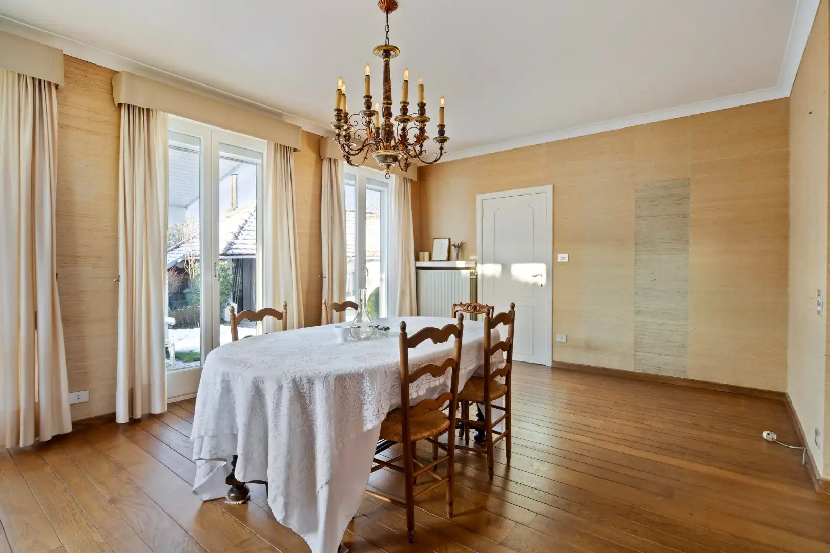 Charmante woning met 4 slpks gelegen op wandelafstand van het centrum !  foto 5