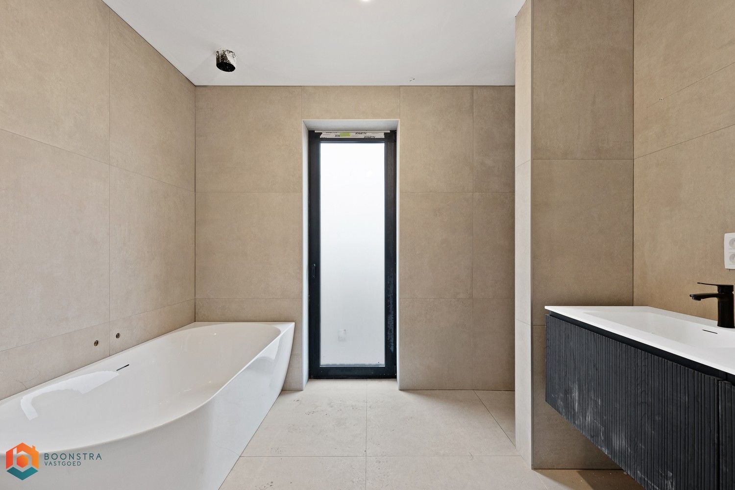 Prachtige BEN-woning met 4 slpkrs en tuin foto 22