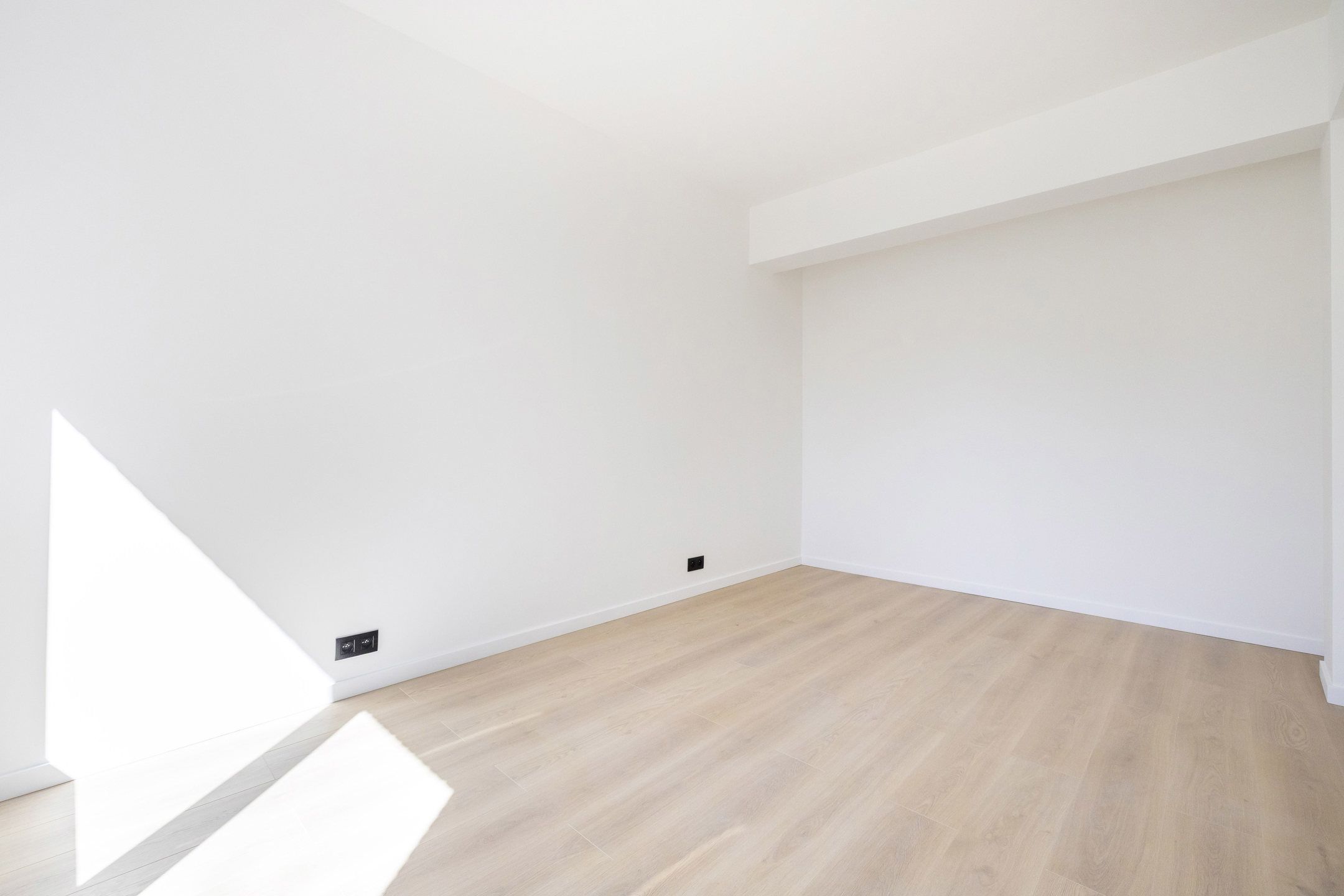 Volledig gerenoveerd appartement - EPC: B- foto 7