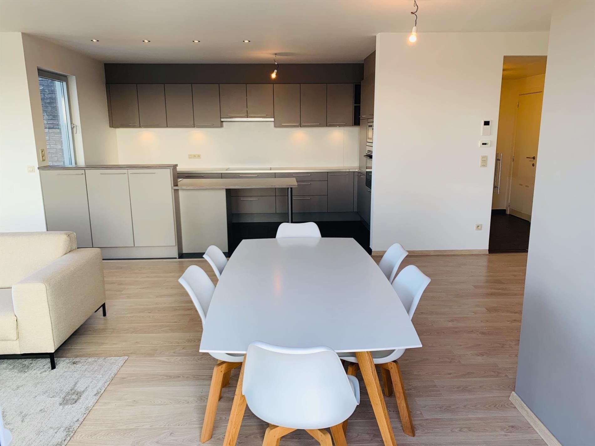 Penthouse met dubbel dakterras incl 2 autostaanplaatsen foto 9