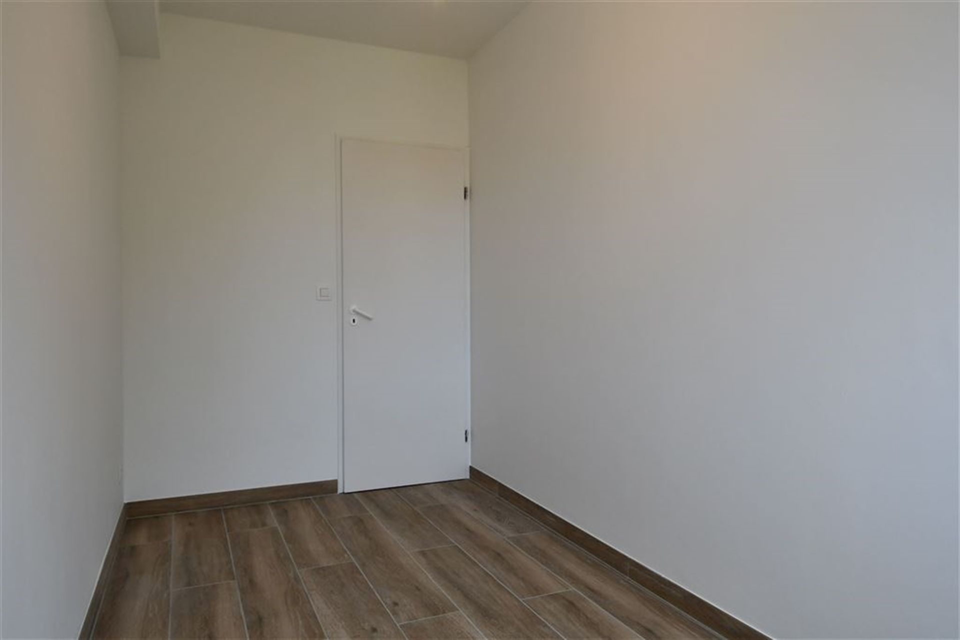 
BEZOEKEN VOLZET 2- slaapkamerappartement te huur in Ganshoren.
  foto 8