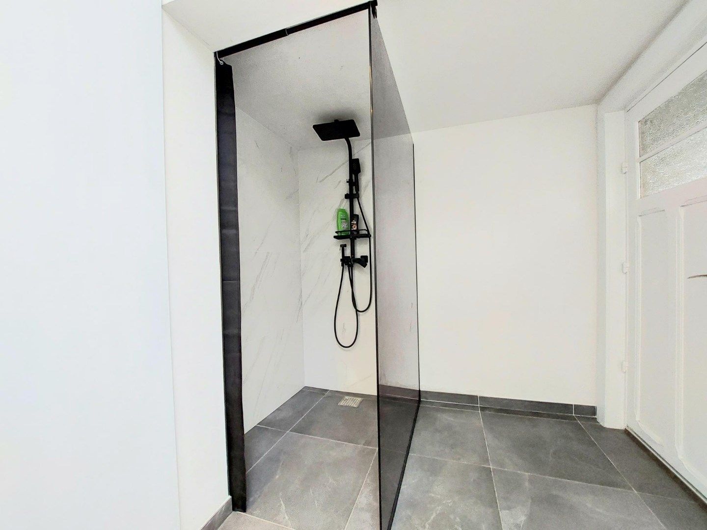 Ruime instapklare woning foto 11