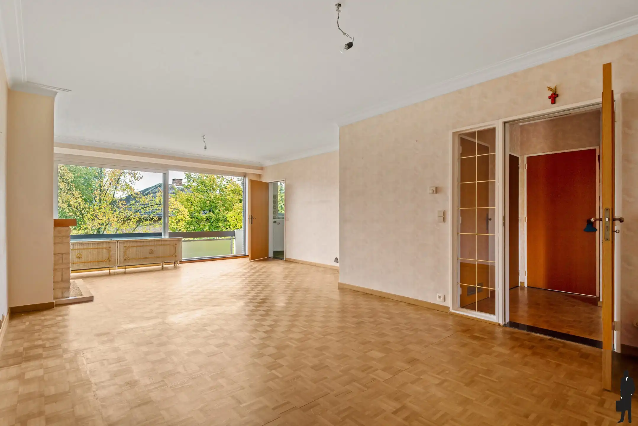Ruim 2 slaapkamer-app met terras in de gegeerde Elsdonkwijk foto 2