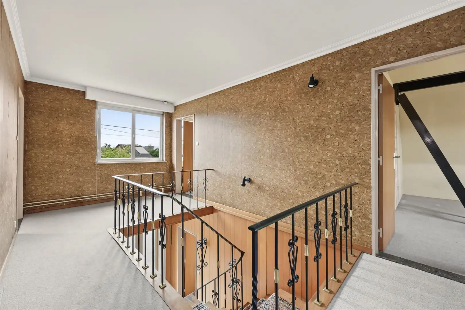 Karaktervolle villa met veel ruimte, licht en groen rondom. foto 13