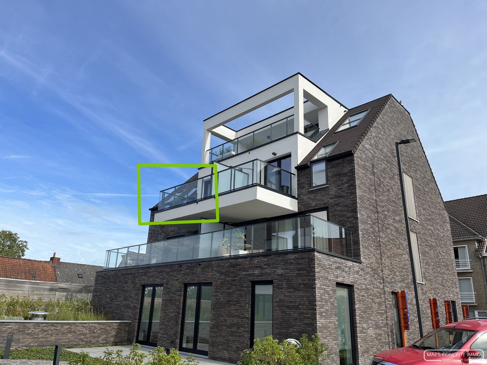 Nieuw appartement te huur centrum Anzegem, eigen parking, fietsenstalling foto {{pictureIndex}}