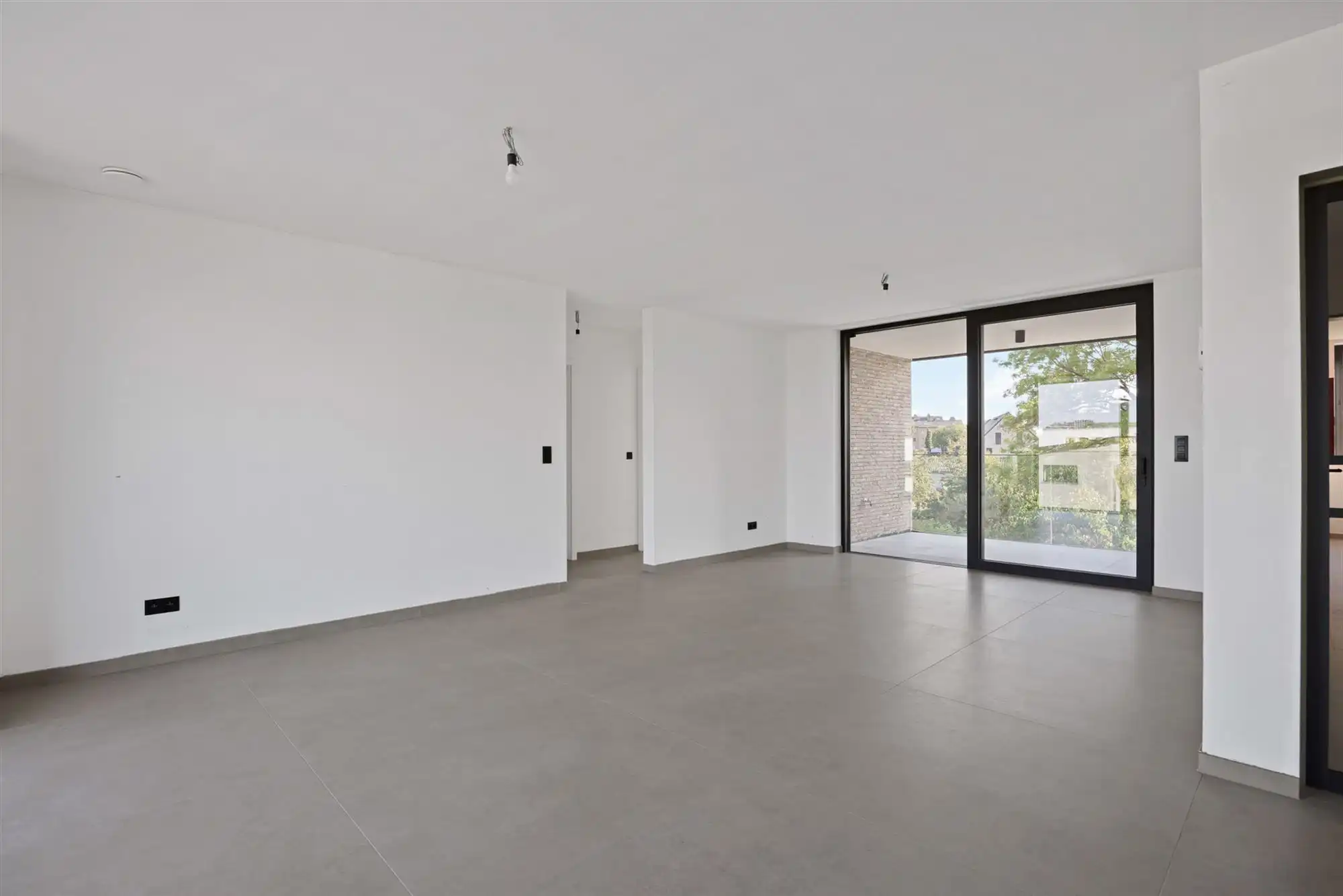 NIEUWBOUW APPARTEMENT VAN 105M² MET 2 SLAAPKAMERS EN TERRASSEN MET MOGELIJKHEID TOT AANKOOP 6% BTW! foto 3