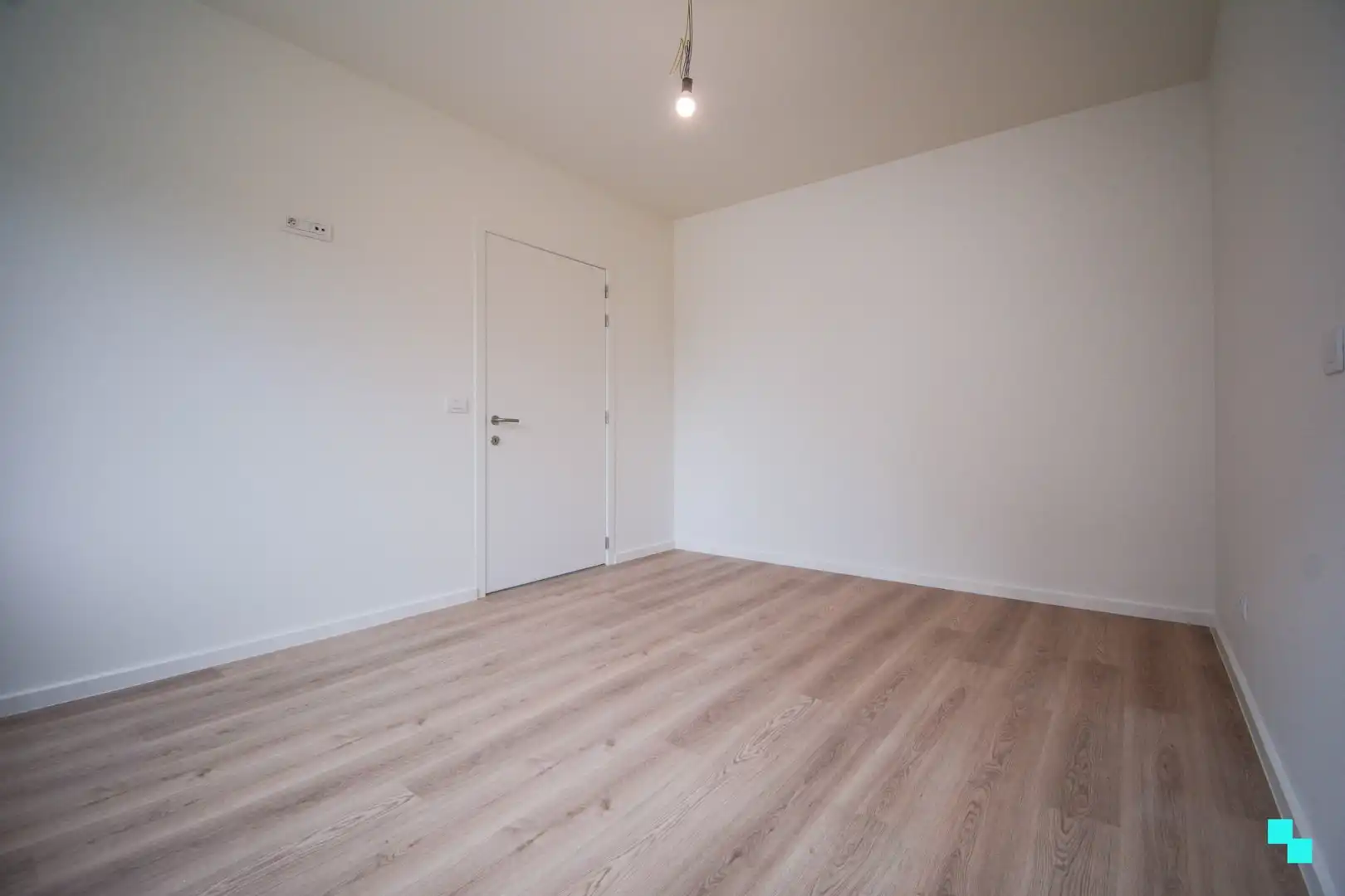 Gelijkvloers nieuwbouw appartement in dorpskern Gits foto 13