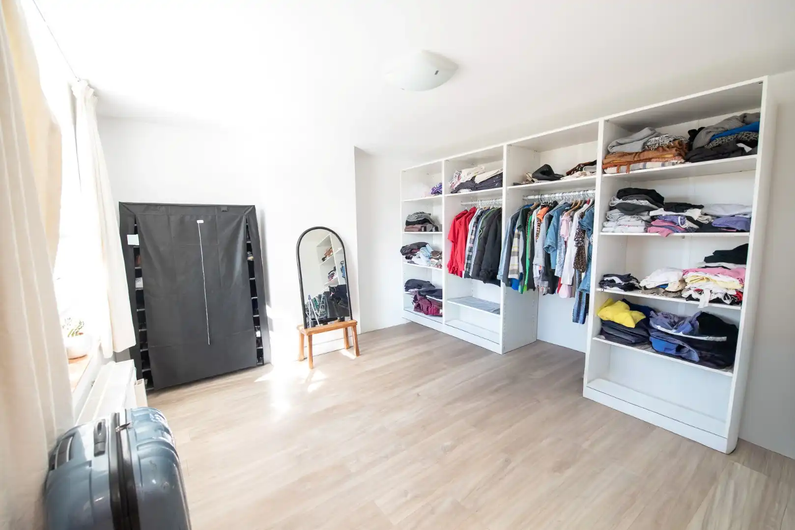 Uitzonderlijk charmante woning op toplocatie in Olsene! foto 12