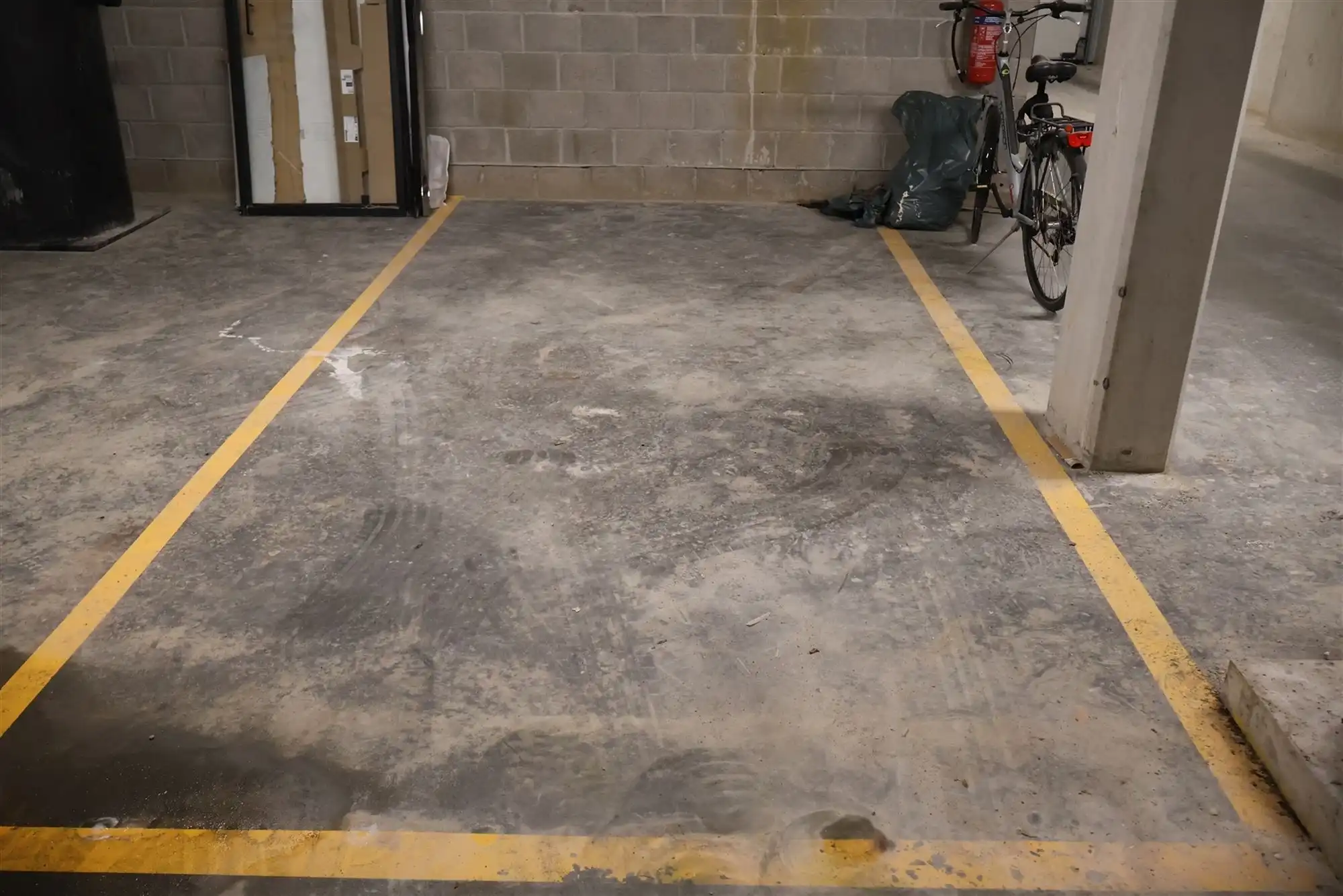 Ondergrondse autostaanplaats foto 6