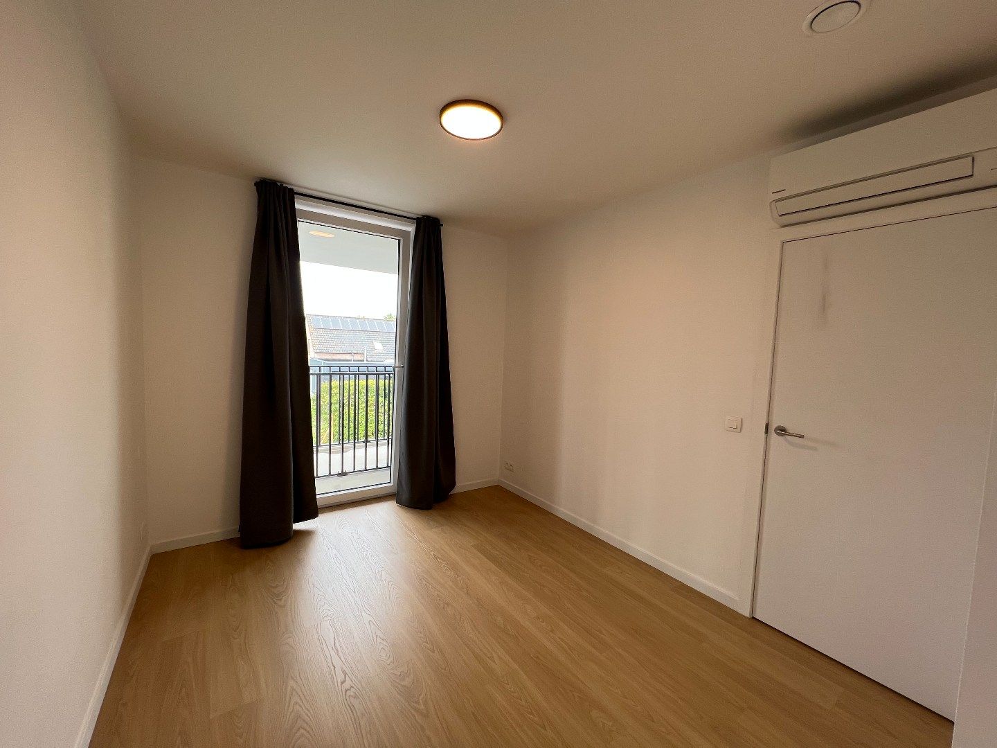 NIEUWBOUW APPARTEMENT MET 2 SLAAPKAMERS, TERRAS EN CARPORT IN IEPER foto 12