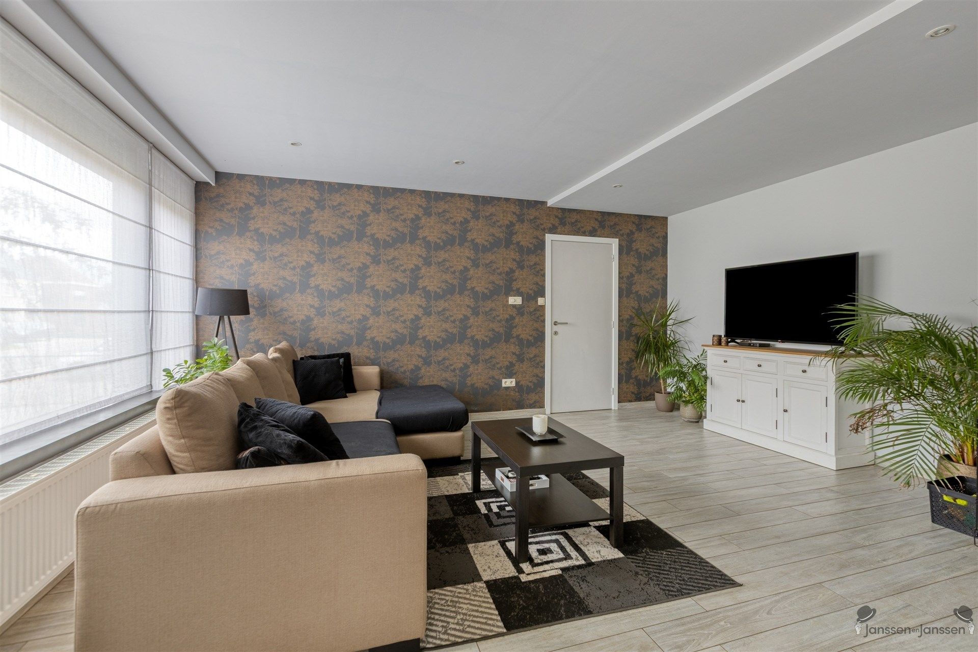 Instapklare gezinswoning met tuin, garage en energiezuinige voorzieningen foto 4