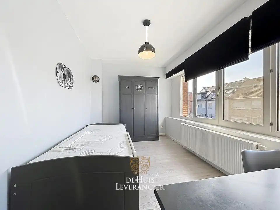 Ruimtelijke rijwoning met tuin en garage in de Altenawijk foto 28