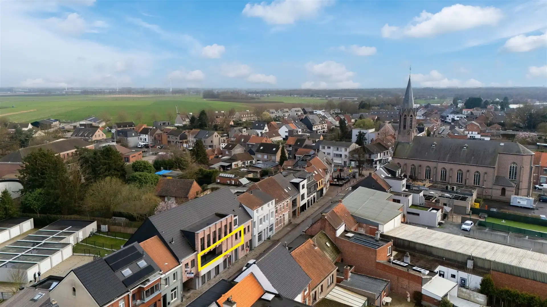 Afgewerkt nieuwbouwappartement met 1 slaapkamer en garage (67m²) foto 20