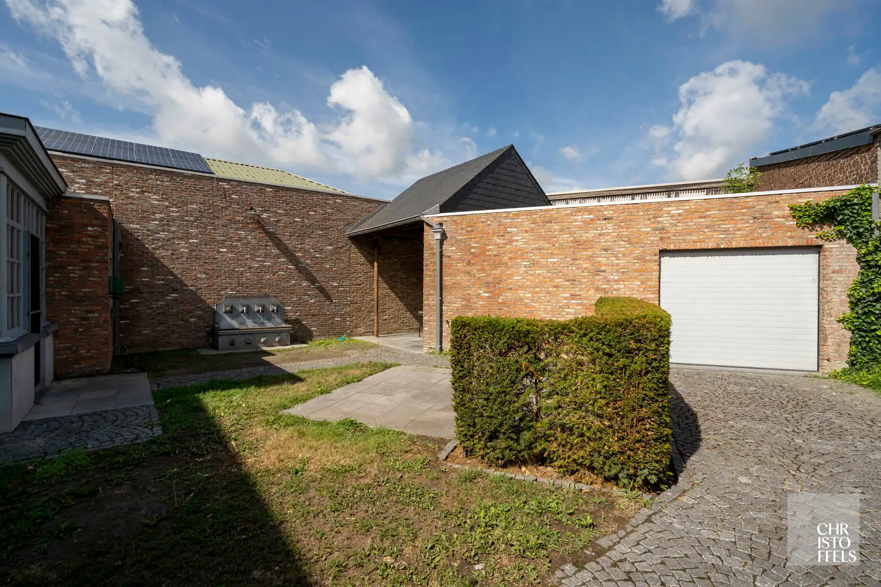 Karaktervol herenhuis (230m²) met stadstuin en garage! foto 18