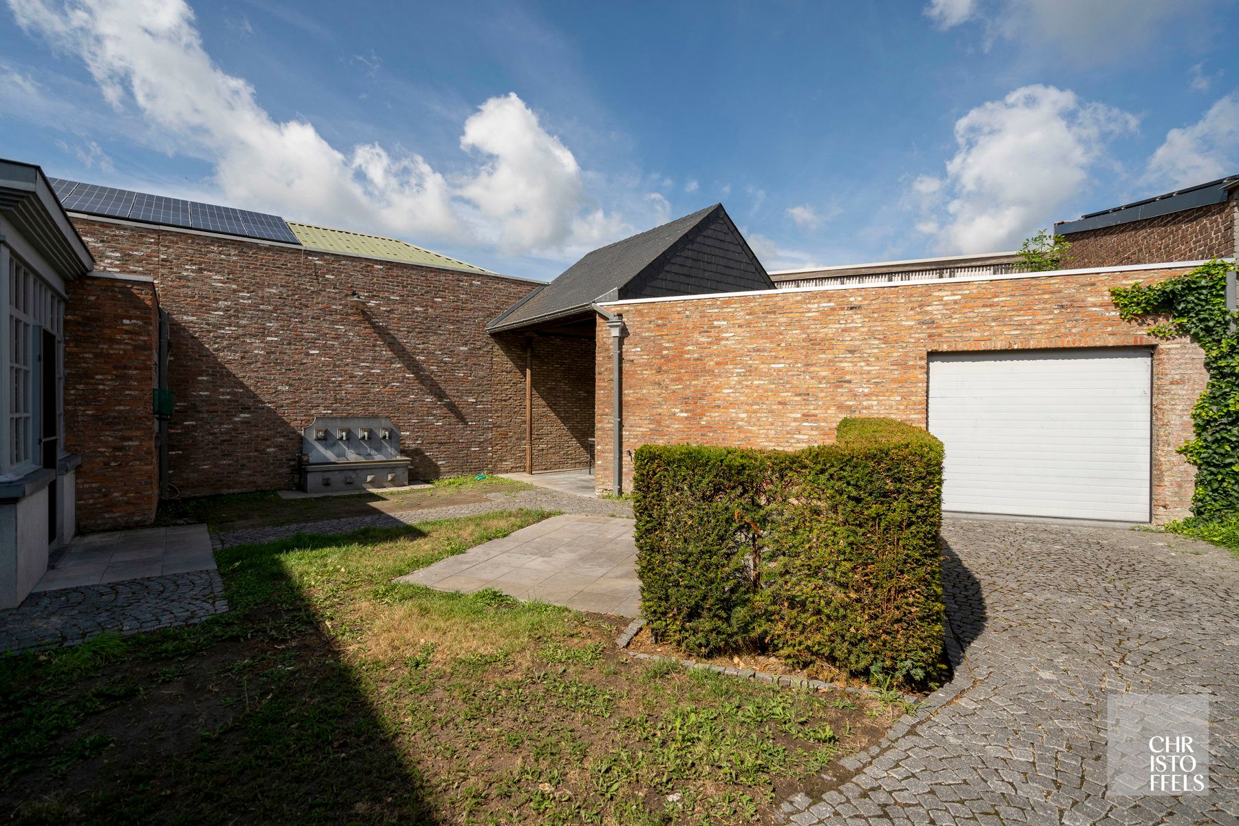 Karaktervol herenhuis (230m²) met stadstuin en garage! foto 18