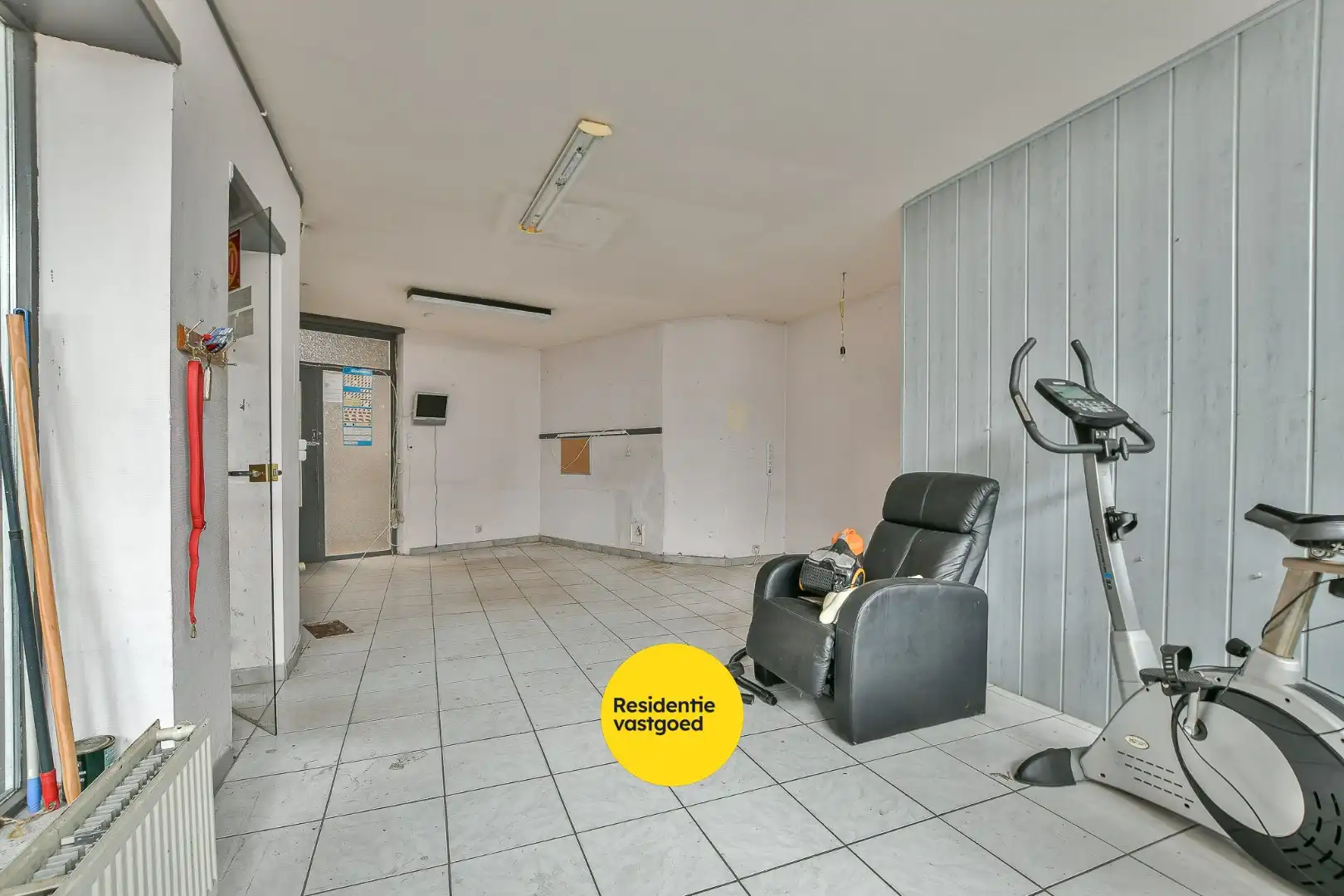 Uniek handelshuis met renovatiepotentieel in het hart van Blankenberge foto 7