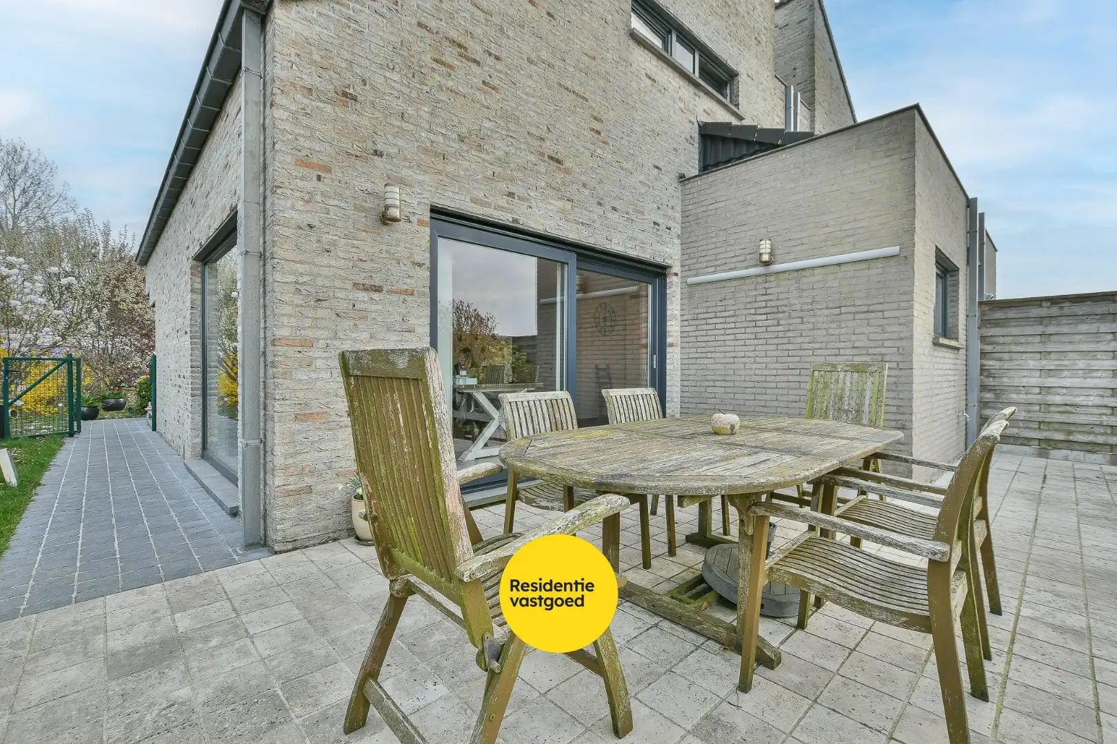 Instapklare halfopen woning met 3 slaapkamers en zonnige tuin in Vosseslag, vlakbij bos en duinen foto 22