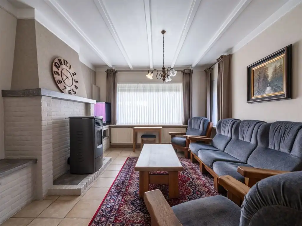 Verzorgde vrijstaande woning, grotendeels gerenoveerd foto 16
