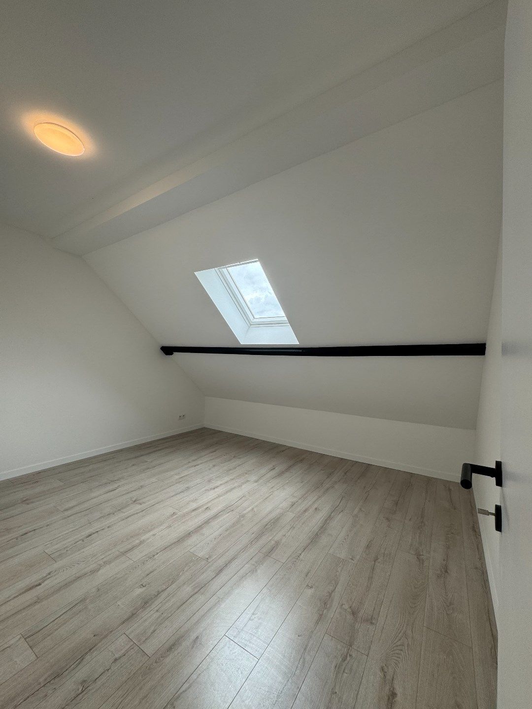 Volledig gerenoveerde, instapklare woning in Grimbergen – EPC A! zonnepanelen, warmtepomp! foto 23
