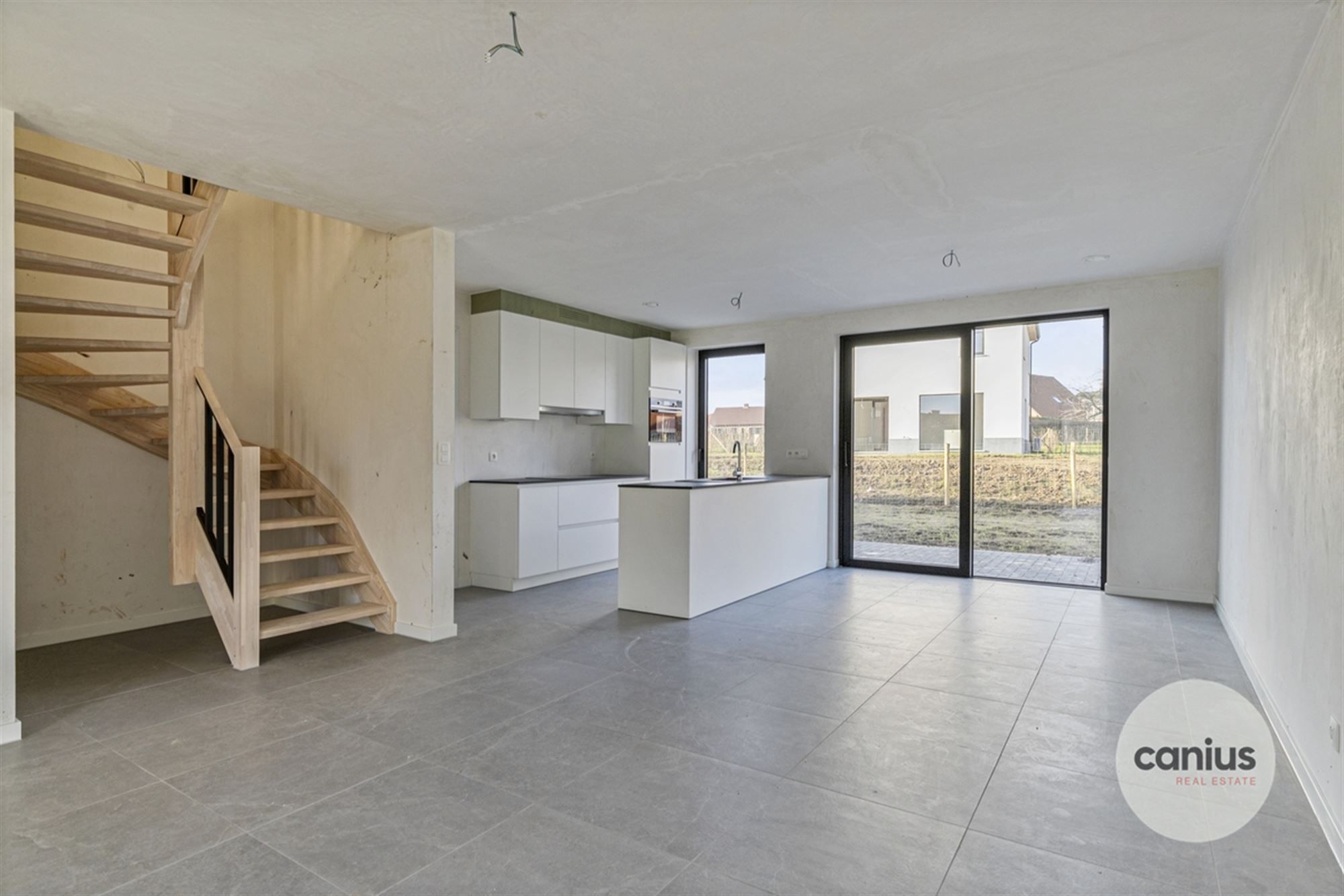 Moderne woning met 3 Slaapkamers in rustige buurt foto 3