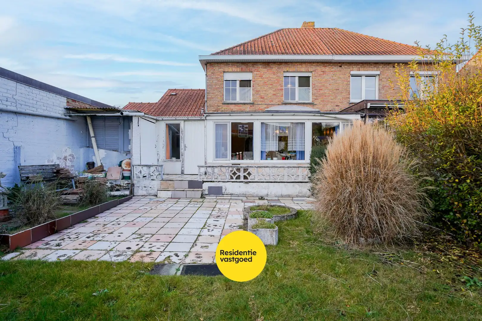 Ruime woning met zuidgerichte tuin te Sint-Michiels foto 10