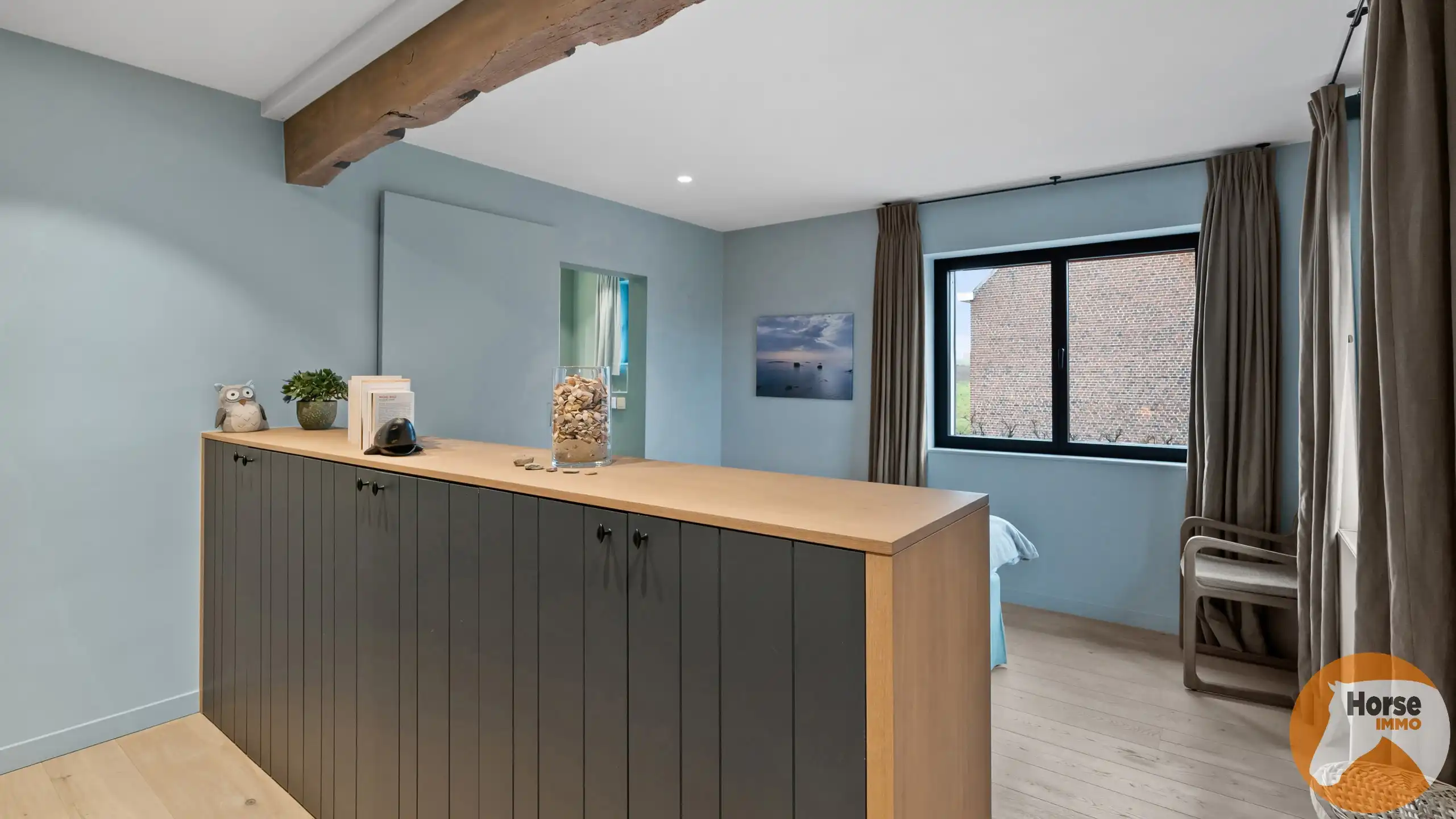 GOOIK - Luxueus afgewerkte hoeve met bijgebouw en weide foto 14