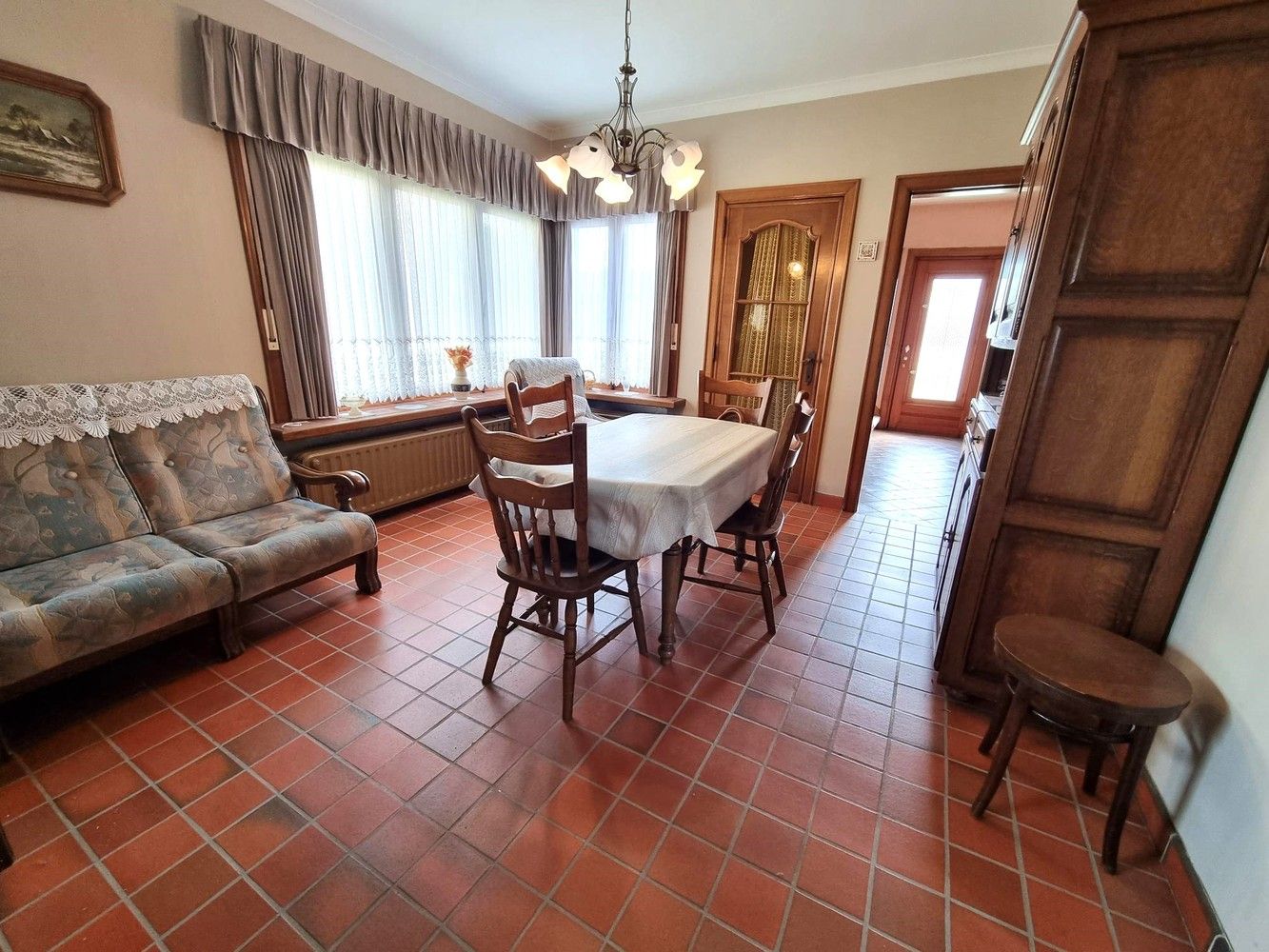 Woning met achterliggend magazijn op een totaal perceel van 19 are 58 ca. foto 8