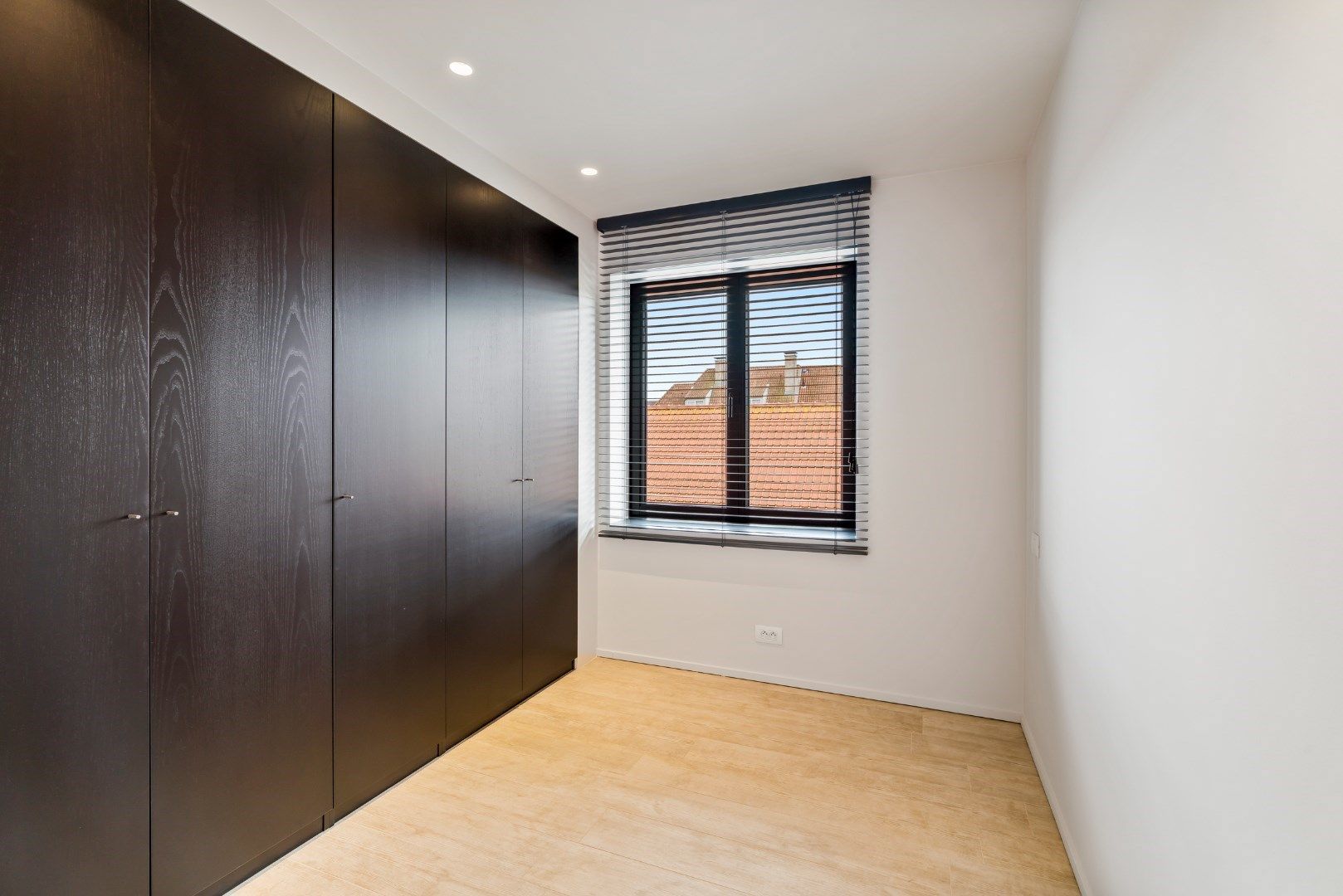 Duinenwater - zonnige en ruime woning met 5 slk's en dubbele garage!  foto 11