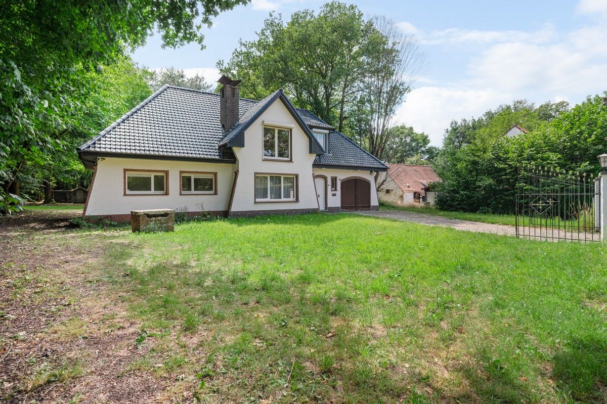 Unieke landelijke woning midden in het groen - pure rust en charme! foto 2