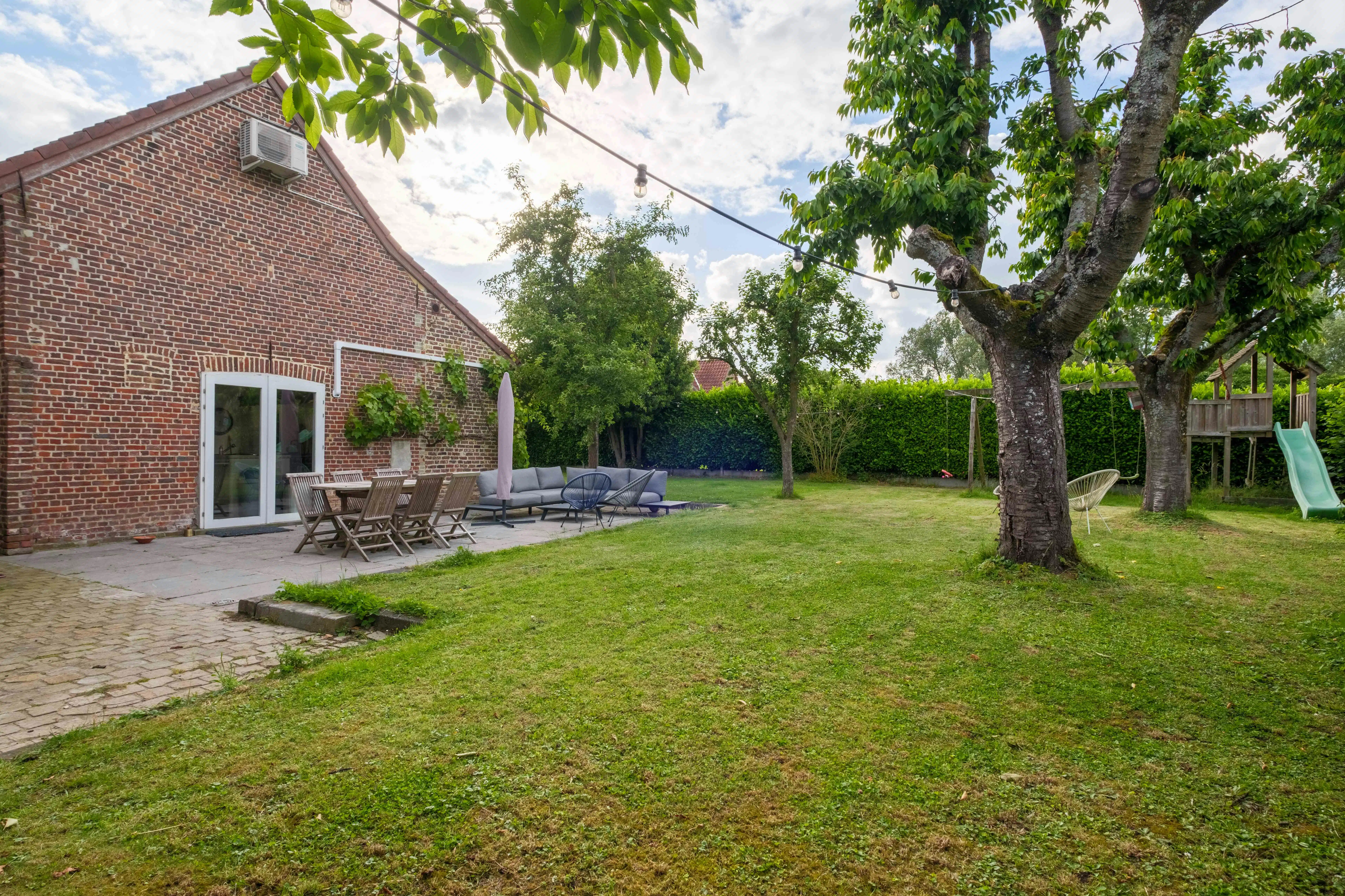 Gerenoveerd huis te koop met grote schuur in Lierde foto 23